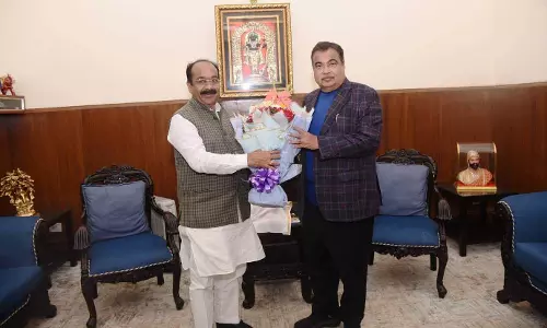 अरुण साव ने केंद्रीय मंत्री नितिन गडकरी से की मुलाकात अरुण साव ने केंद्रीय मंत्री नितिन गडकरी से की मुलाकात