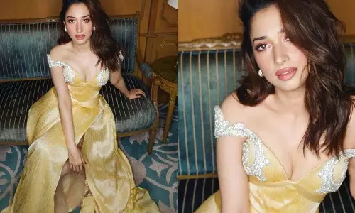 Tamannah ने पहली बार अपने बॉयफ्रेंड से ब्रेकअप पर रिएक्ट किया Tamannah ने पहली बार अपने बॉयफ्रेंड से ब्रेकअप पर रिएक्ट किया