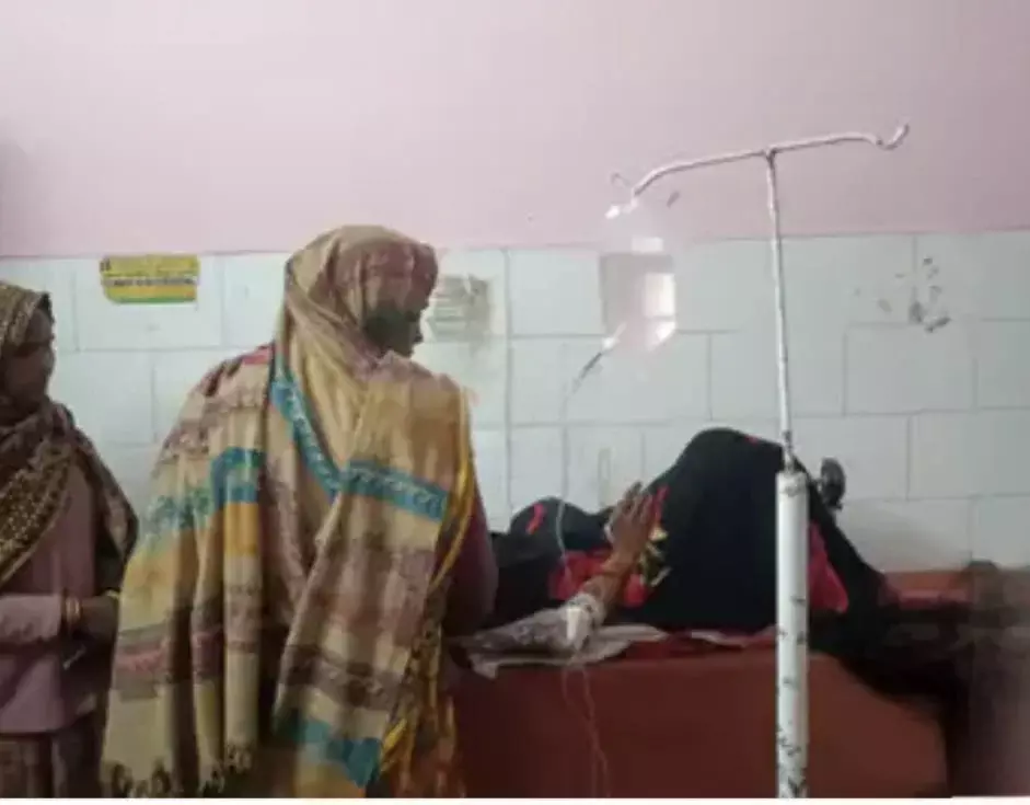 Kayamganj: सुरक्षा में लापरवाही ने बनाया बड़ा हादसा Kayamganj: सुरक्षा में लापरवाही ने बनाया बड़ा हादसा