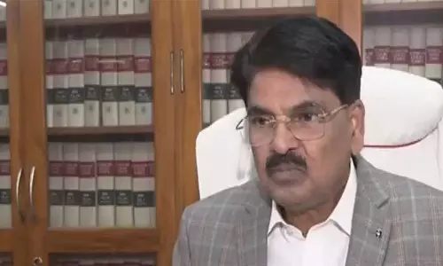 सबरीमाला स्वर्ण चोरी: विपक्ष ने Devaswom Minister के इस्तीफे की मांग की