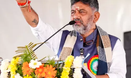 कर्नाटक विपक्ष पर निशाना, डिप्टी CM ने विवाद से खुद को अलग किया