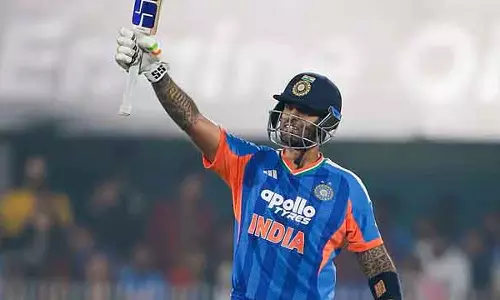 सूर्यकुमार ICC T20 रैंकिंग में 5 स्थान ऊपर चढ़े सूर्यकुमार ICC T20 रैंकिंग में 5 स्थान ऊपर चढ़े