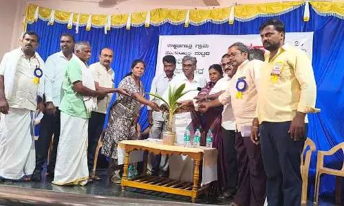 Kadaranayakanahalli : सड़क किनारे दुकान लगाने वालों के लिए कई समस्याएं