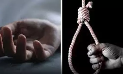 Faridpur: गांव के बंद मकान में युवक का शव फंदे से लटका मिला Faridpur: गांव के बंद मकान में युवक का शव फंदे से लटका मिला