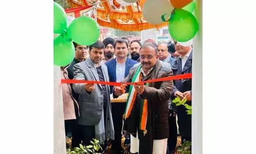 Vikram Randhawa ने सतवारी में एस्पिरेशनल टॉयलेट ब्लॉक का उद्घाटन किया Vikram Randhawa ने सतवारी में एस्पिरेशनल टॉयलेट ब्लॉक का उद्घाटन किया