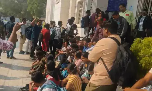 Bhubaneswar: उत्कल यूनिवर्सिटी में छात्रों का विरोध प्रदर्शन फिर से भड़क उठा