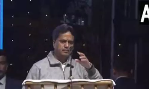 मुख्यमंत्री माणिक साहा ने महात्मा गांधी मेमोरियल क्लास XII स्कूल के 75वें प्लेटिनम जुबली समारोह में की भागीदारी