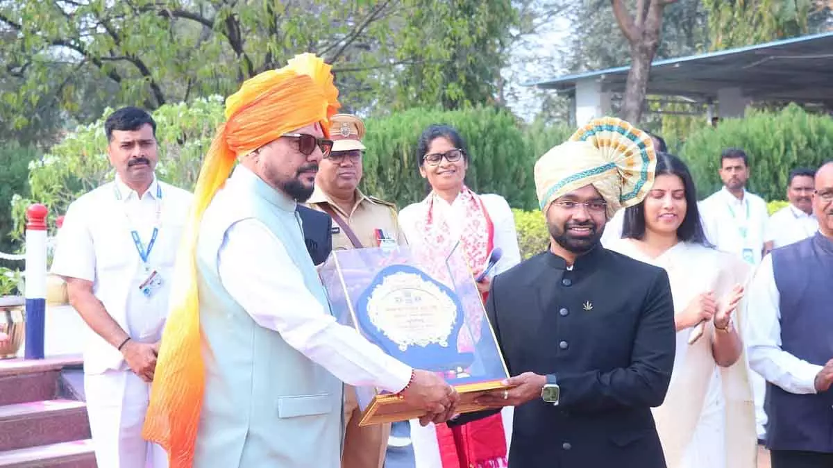 150-दिवसीय एक्शन प्लान सफल: Jalgaon कलेक्टर ऑफिस राज्य में नंबर 1 पर रहा 150-दिवसीय एक्शन प्लान सफल: Jalgaon कलेक्टर ऑफिस राज्य में नंबर 1 पर रहा