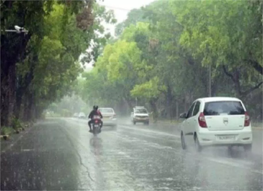 Chandigarh: भारी बारिश कारण गिरा पारा, अगले 3 दिनों के लिए धुंध का यैलो अलर्ट Chandigarh: भारी बारिश कारण गिरा पारा, अगले 3 दिनों के लिए धुंध का यैलो अलर्ट