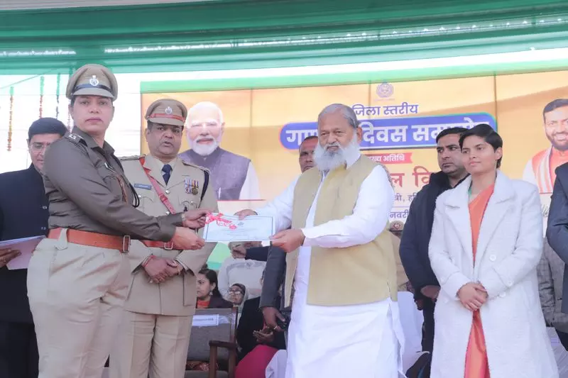 Haryana को 357 एसी इलेक्ट्रिक बसें मिलेंगी अनिल विज ने गणतंत्र दिवस समारोह Haryana को 357 एसी इलेक्ट्रिक बसें मिलेंगी अनिल विज ने गणतंत्र दिवस समारोह