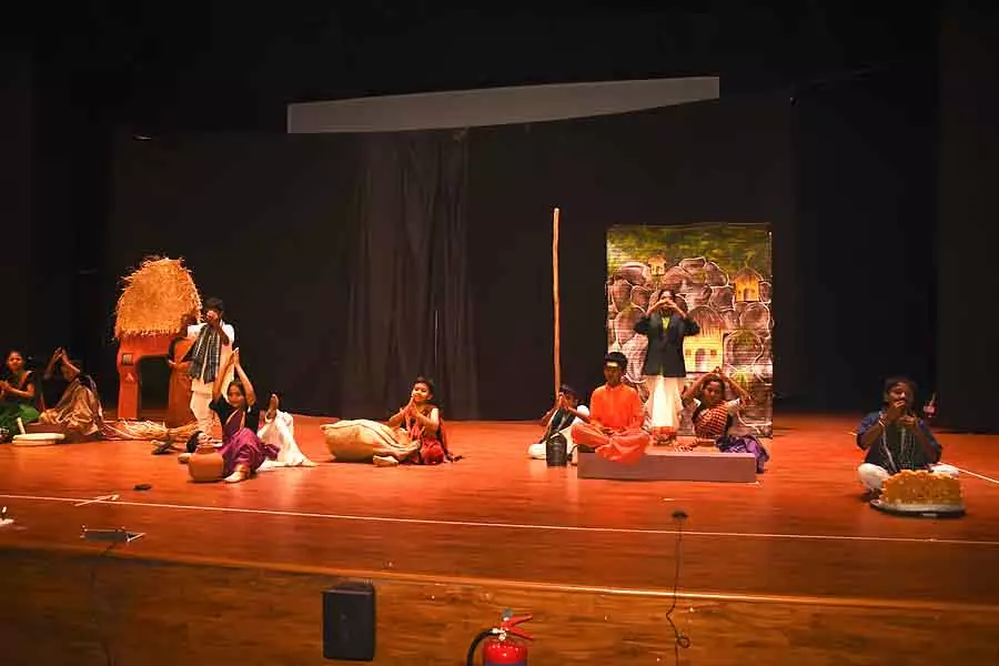 Chikkaballapur : लोकप्रिय फ़सल नाटक महोत्सव Chikkaballapur : लोकप्रिय फ़सल नाटक महोत्सव