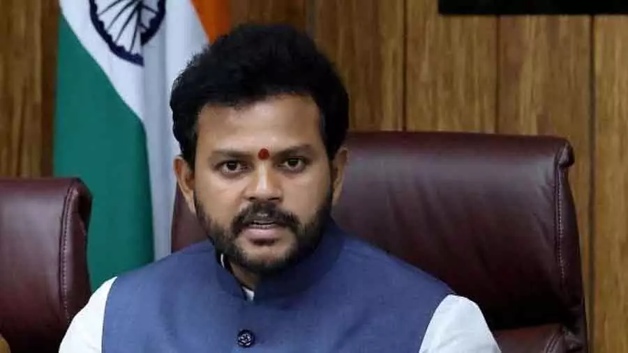 जब अजीत पवार को ले जा रहा विमान क्रैश हुआ, तब विजिबिलिटी खराब थी: Aviation Minister जब अजीत पवार को ले जा रहा विमान क्रैश हुआ, तब विजिबिलिटी खराब थी: Aviation Minister