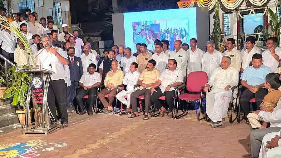 Belgaum : सवदत्ती येलम्मा नगर पालिका अब से एक नगर परिषद होगी Belgaum : सवदत्ती येलम्मा नगर पालिका अब से एक नगर परिषद होगी