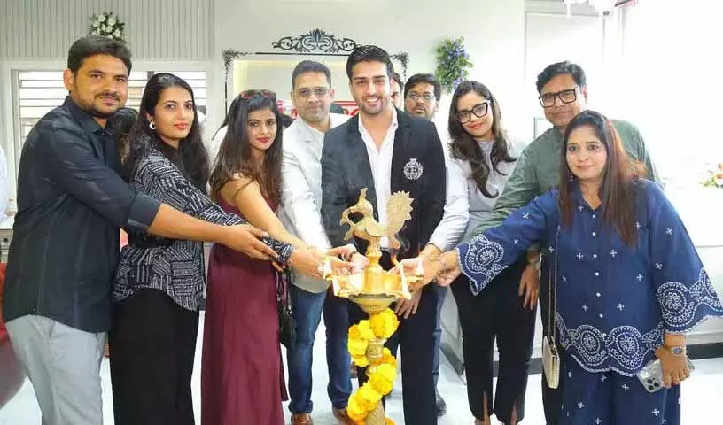 Habib ने कुकटपल्ली में हैदराबाद में अपना 27वां सैलून खोला Habib ने कुकटपल्ली में हैदराबाद में अपना 27वां सैलून खोला