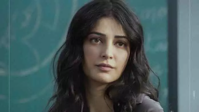 आकाशमलो ओका तारा: Shruti Haasan का दमदार फर्स्ट लुक आउट आकाशमलो ओका तारा: Shruti Haasan का दमदार फर्स्ट लुक आउट