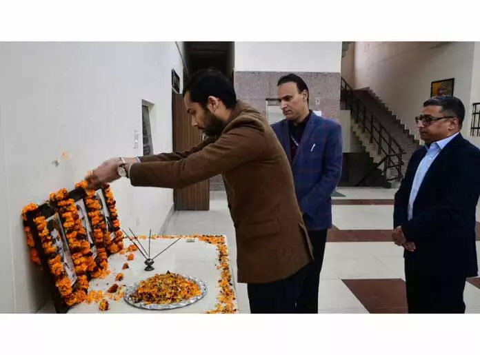 DIPR ने गणतंत्र दिवस मनाया, शहीदों को श्रद्धांजलि दी DIPR ने गणतंत्र दिवस मनाया, शहीदों को श्रद्धांजलि दी