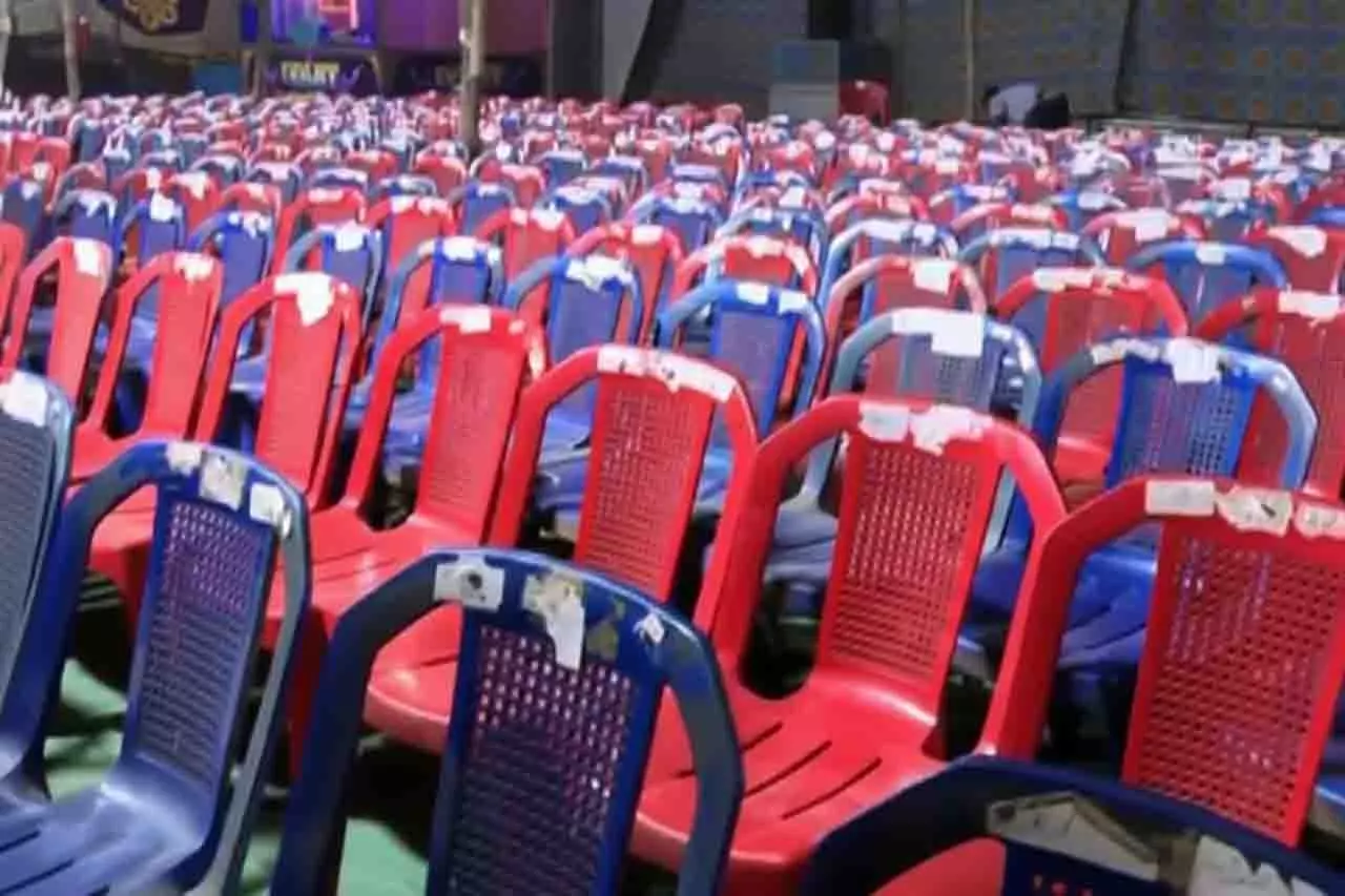 Khandagiri यात्रा 1,800 सीटों तक सीमित, आयोजकों को नुकसान की आशंका Khandagiri यात्रा 1,800 सीटों तक सीमित, आयोजकों को नुकसान की आशंका
