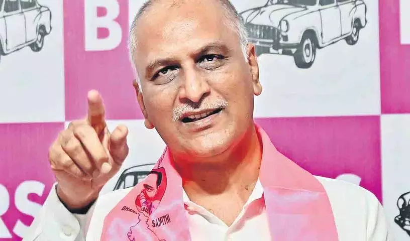 पूर्व मंत्री हरीश राव ने Excise Department में एक और घोटाले का पर्दाफाश किया पूर्व मंत्री हरीश राव ने Excise Department में एक और घोटाले का पर्दाफाश किया