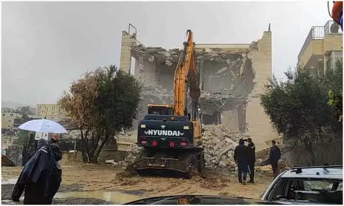West Bank: इजराइली सेना ने बेथलहम में दो फिलिस्तीनी घर ढाए West Bank: इजराइली सेना ने बेथलहम में दो फिलिस्तीनी घर ढाए