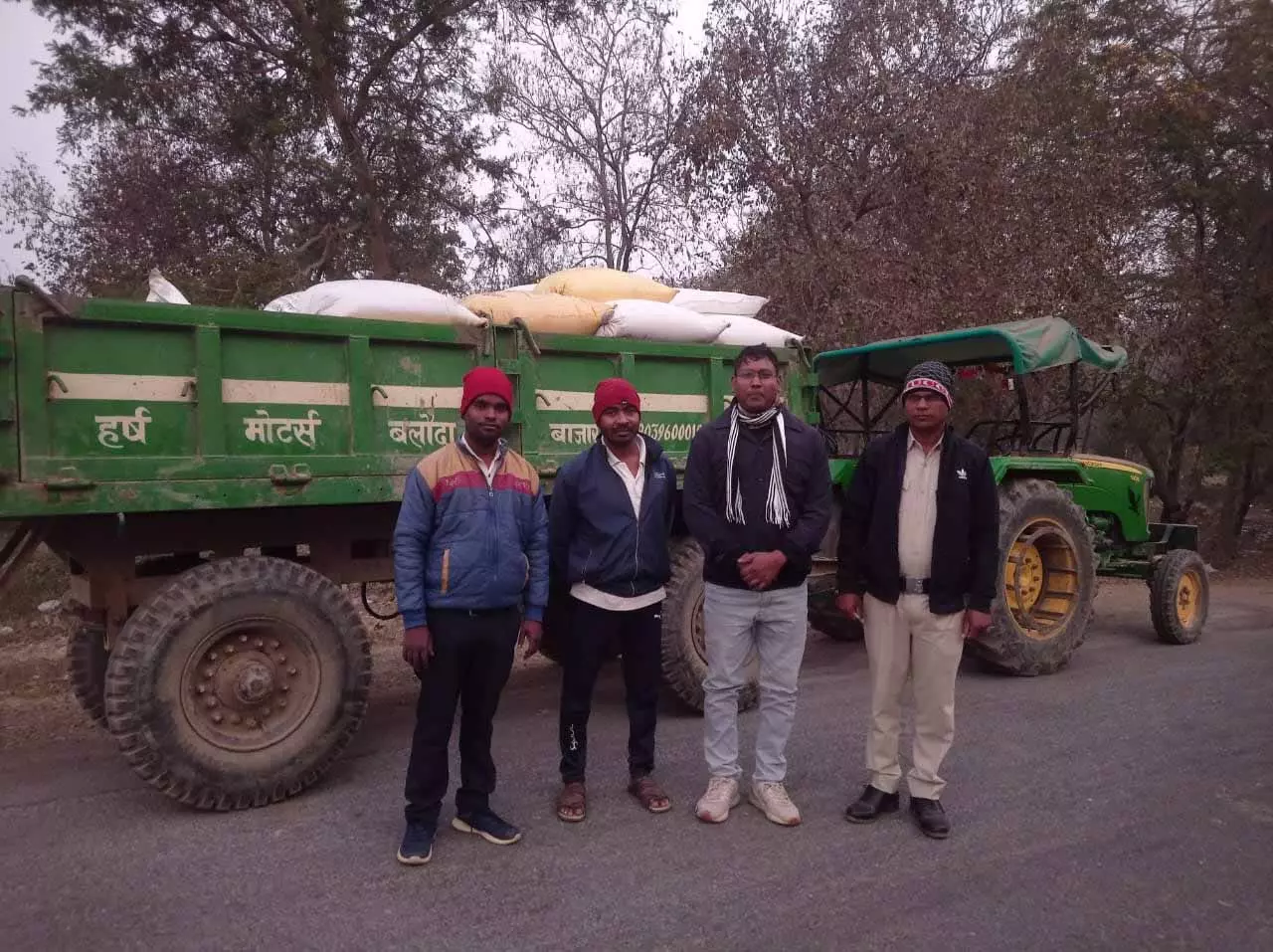 अवैध धान के विरुद्ध प्रशासन की बड़ी कार्रवाई, 350 कट्टा अवैध धान जब्त अवैध धान के विरुद्ध प्रशासन की बड़ी कार्रवाई, 350 कट्टा अवैध धान जब्त