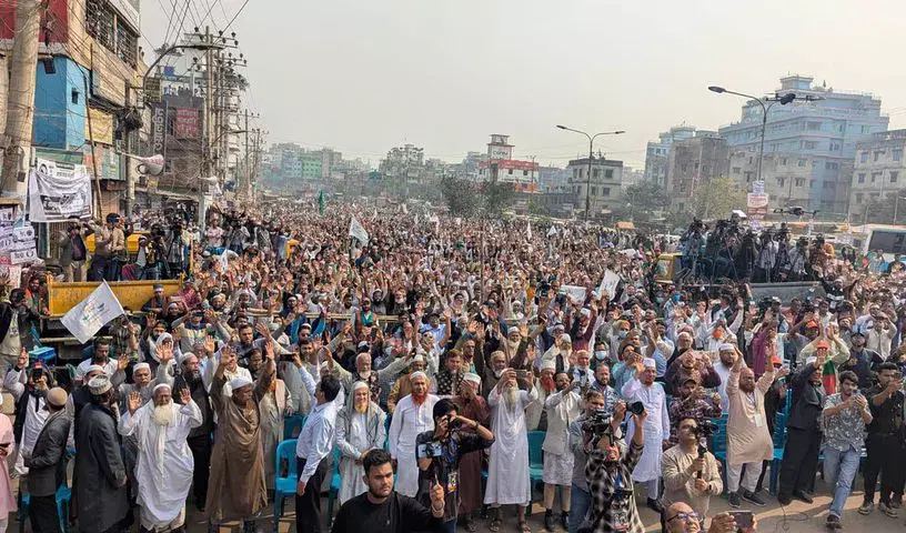 यूनुस के नेतृत्व वाली अंतरिम सरकार का संरक्षण बांग्लादेश में संगठित भीड़ को बढ़ावा देता यूनुस के नेतृत्व वाली अंतरिम सरकार का संरक्षण बांग्लादेश में संगठित भीड़ को बढ़ावा देता