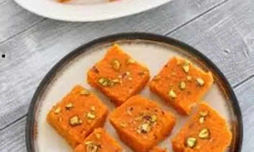 Gajar Ki Barfi :गाजर की बर्फी ,फटाफट नोट कर लें रेसिपी Gajar Ki Barfi :गाजर की बर्फी ,फटाफट नोट कर लें रेसिपी