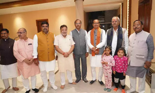 छगन लाल मुंदडा ने किया केंद्रीय मंत्री शिवराज सिंह चौहान का स्वागत छगन लाल मुंदडा ने किया केंद्रीय मंत्री शिवराज सिंह चौहान का स्वागत