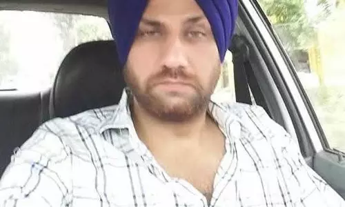 Dera Baba Nanak में बदमाशों ने दुकान मालिक की गोली मारकर हत्या कर दी Dera Baba Nanak में बदमाशों ने दुकान मालिक की गोली मारकर हत्या कर दी