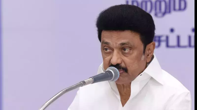 महिलाओं का दिल जीतने की दौड़ में DMK आगे है