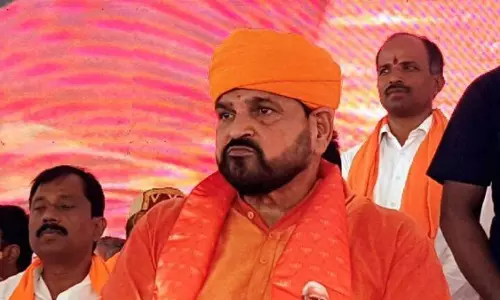 Kaiserganj: बृजभूषण शरण सिंह ने छात्र और शिक्षक समुदाय को किया जागरूक Kaiserganj: बृजभूषण शरण सिंह ने छात्र और शिक्षक समुदाय को किया जागरूक