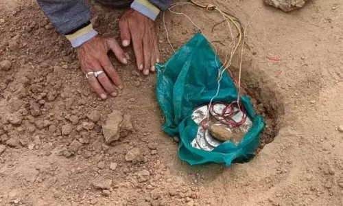 बीजापुर में दो नक्सली ढेर, कई IED बम भी बरामद