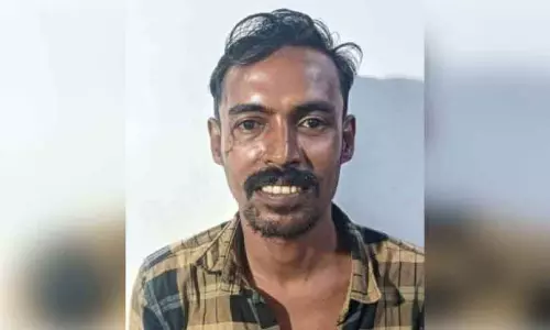 Kerala : हत्या के प्रयास के मामले में संदिग्ध गिरफ्तार Kerala : हत्या के प्रयास के मामले में संदिग्ध गिरफ्तार