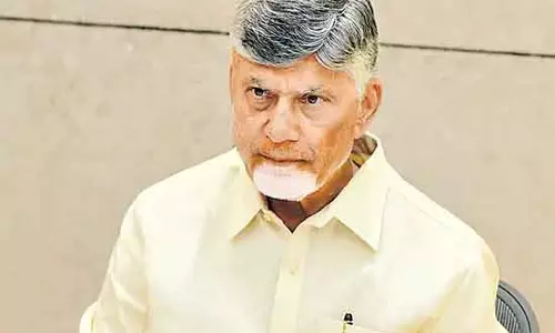 CM Chandrababu : पड़ोसी राज्यों के साथ पोर्ट कनेक्टिविटी CM Chandrababu : पड़ोसी राज्यों के साथ पोर्ट कनेक्टिविटी