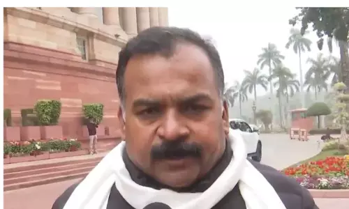 Manickam Tagore ने केंद्र पर विधेयक जबरदस्ती पारित करने का आरोप लगाया