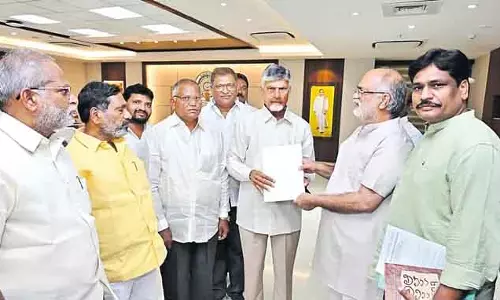 Andhra : लाइब्रेरियों के लिए 1.40 करोड़ रुपये की किताबें Andhra : लाइब्रेरियों के लिए 1.40 करोड़ रुपये की किताबें