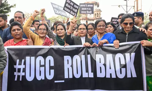 सुप्रीम कोर्ट आज UGC के नए नियमों को चुनौती देने वाली याचिकाओं पर सुनवाई करेगा सुप्रीम कोर्ट आज UGC के नए नियमों को चुनौती देने वाली याचिकाओं पर सुनवाई करेगा
