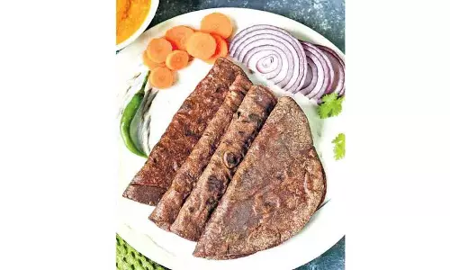 रात में चावल की जगह रोटी खाना Health के लिए अच्छा होता रात में चावल की जगह रोटी खाना Health के लिए अच्छा होता
