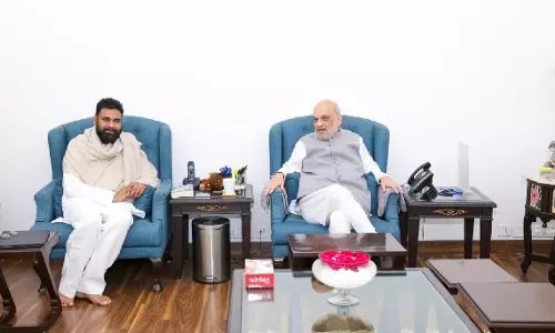 Pawan Kalyan ने गृह मंत्री अमित शाह से आंध्र प्रदेश में चल रहे मुद्दों पर चर्चा की Pawan Kalyan ने गृह मंत्री अमित शाह से आंध्र प्रदेश में चल रहे मुद्दों पर चर्चा की