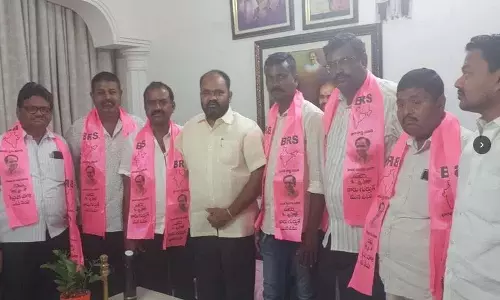 कांचरला भूपाल रेड्डी की उपस्थिति में BRS में शामिल हुए
