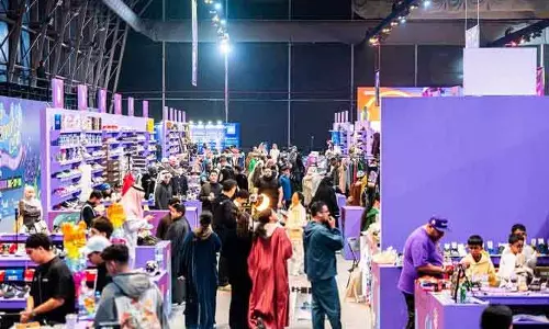 Riyadh में स्नीकर कॉन 2026 की धूम Riyadh में स्नीकर कॉन 2026 की धूम