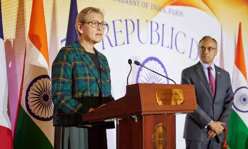 French मंत्री भारतीय दूतावास में गणतंत्र दिवस समारोह में हुए शामिल