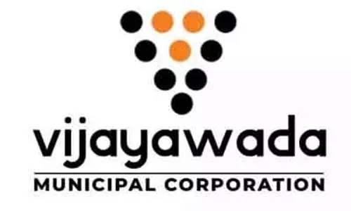 Vijayawada: कचरा बीनने वालों को सशक्त बनाने के लिए मोबाइल वैन अभियान शुरू Vijayawada: कचरा बीनने वालों को सशक्त बनाने के लिए मोबाइल वैन अभियान शुरू