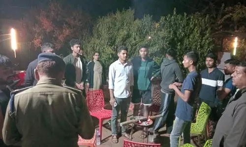 मनगटा के 49 रिसॉर्ट्स में पुलिस का छापा, मचा हड़कंप