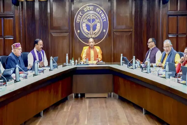 Lucknow: पूर्वी पाकिस्तान विस्थापितों के लिए कैबिनेट ने किया पुनर्वासन का ऐलान Lucknow: पूर्वी पाकिस्तान विस्थापितों के लिए कैबिनेट ने किया पुनर्वासन का ऐलान