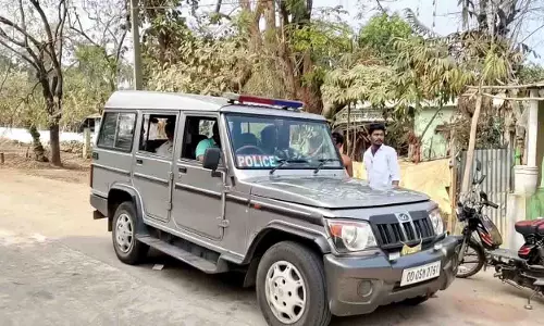 Odisha में कॉलेज कैंपस के बाहर प्लस टू की छात्रा पर हमला