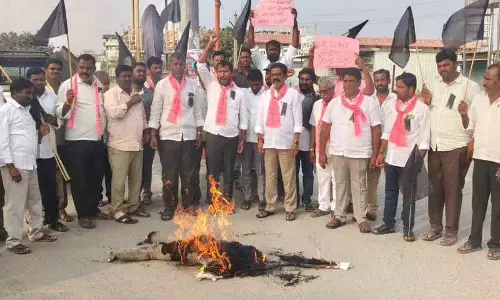 चिट्टेम राममोहन रेड्डी ने KCR को SIT नोटिस को लेकर कांग्रेस पर निशाना साधा