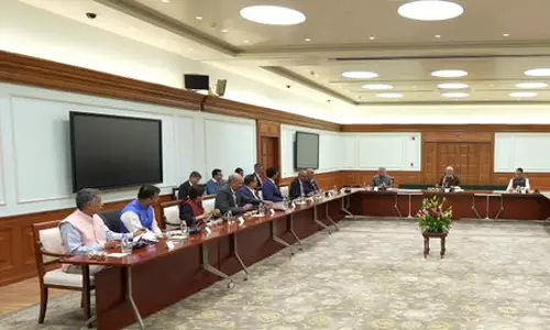 AI क्षेत्र के CEOS और विशेषज्ञों ने प्रधानमंत्री मोदी से की मुलाकात AI क्षेत्र के CEOS और विशेषज्ञों ने प्रधानमंत्री मोदी से की मुलाकात