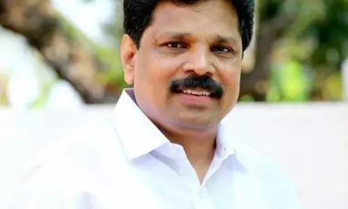 केरल में कांग्रेस का हमला: BJP प्रदर्शन CPI-M को बचाने की साजिश केरल में कांग्रेस का हमला: BJP प्रदर्शन CPI-M को बचाने की साजिश