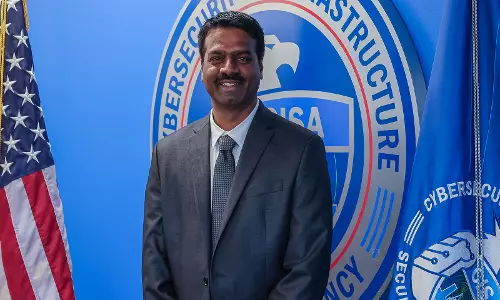 ट्रंप के नियुक्त साइबर प्रमुख ने ChatGPT पर फाइलें अपलोड कीं ट्रंप के नियुक्त साइबर प्रमुख ने ChatGPT पर फाइलें अपलोड कीं