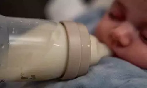 Baby मिल्क फॉर्मूला विवाद: फ्रांस में परिवारों ने दर्ज कराया मुकदमा Baby मिल्क फॉर्मूला विवाद: फ्रांस में परिवारों ने दर्ज कराया मुकदमा